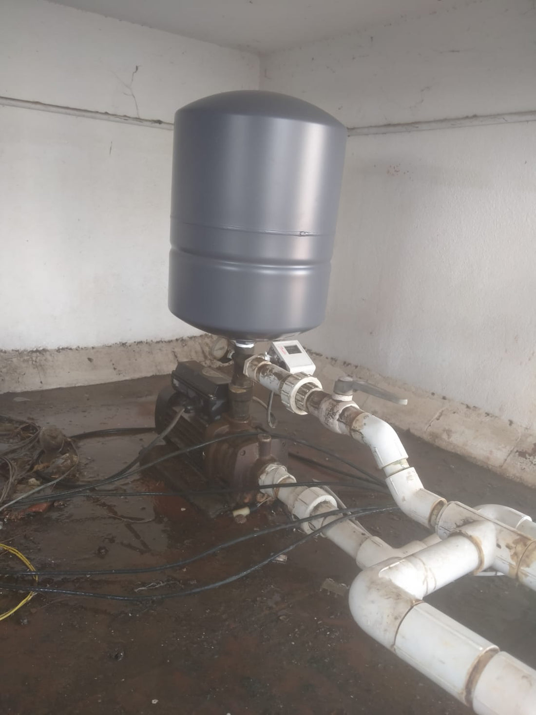 Pressure Tank Replacement Successfully Completed at N.S.K. Jewellers Residence